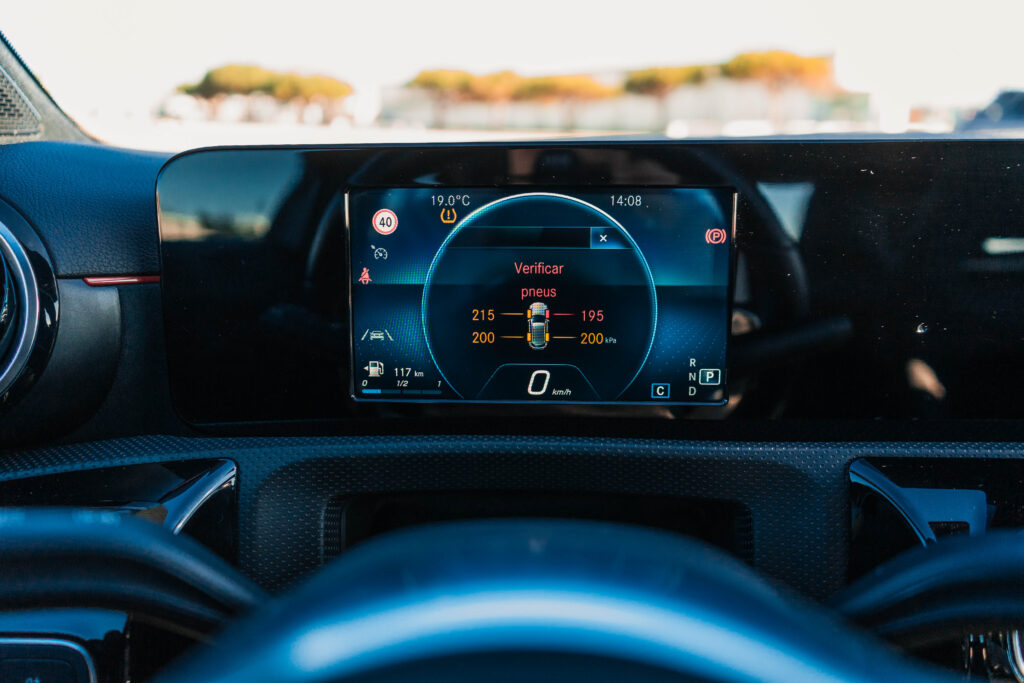 Mercedes-Benz A 200 AMG Line (2020)