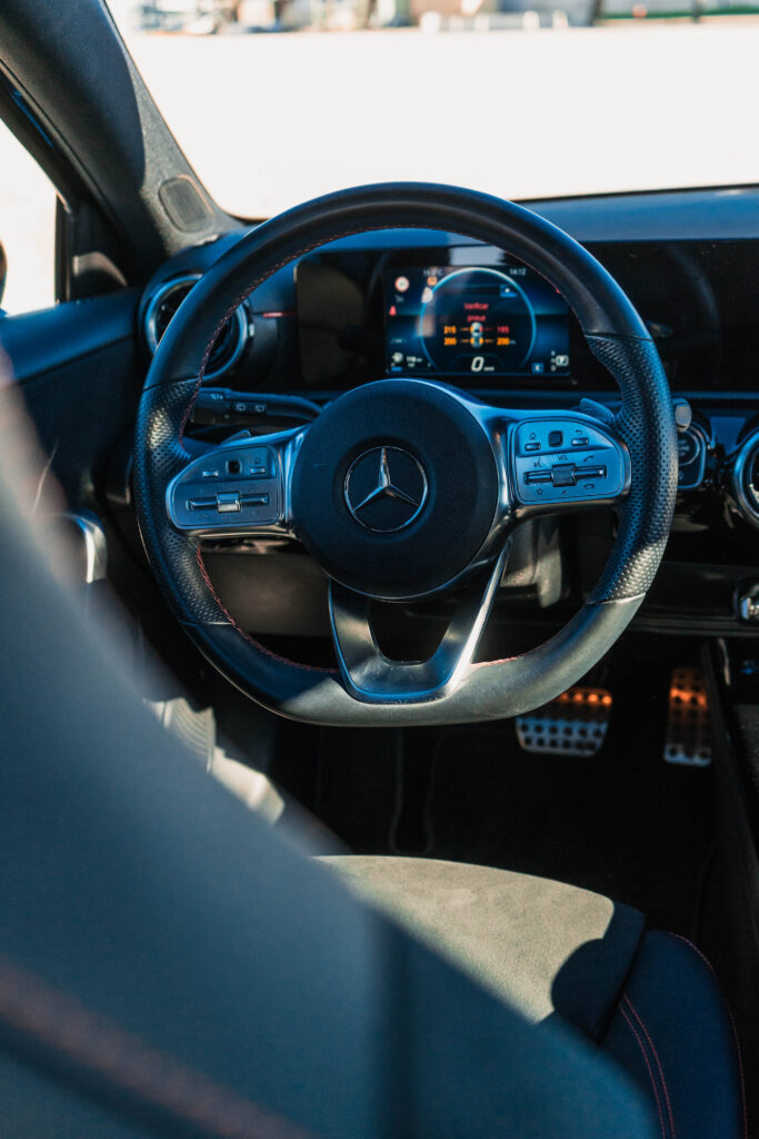 Mercedes-Benz A 200 AMG Line (2020)