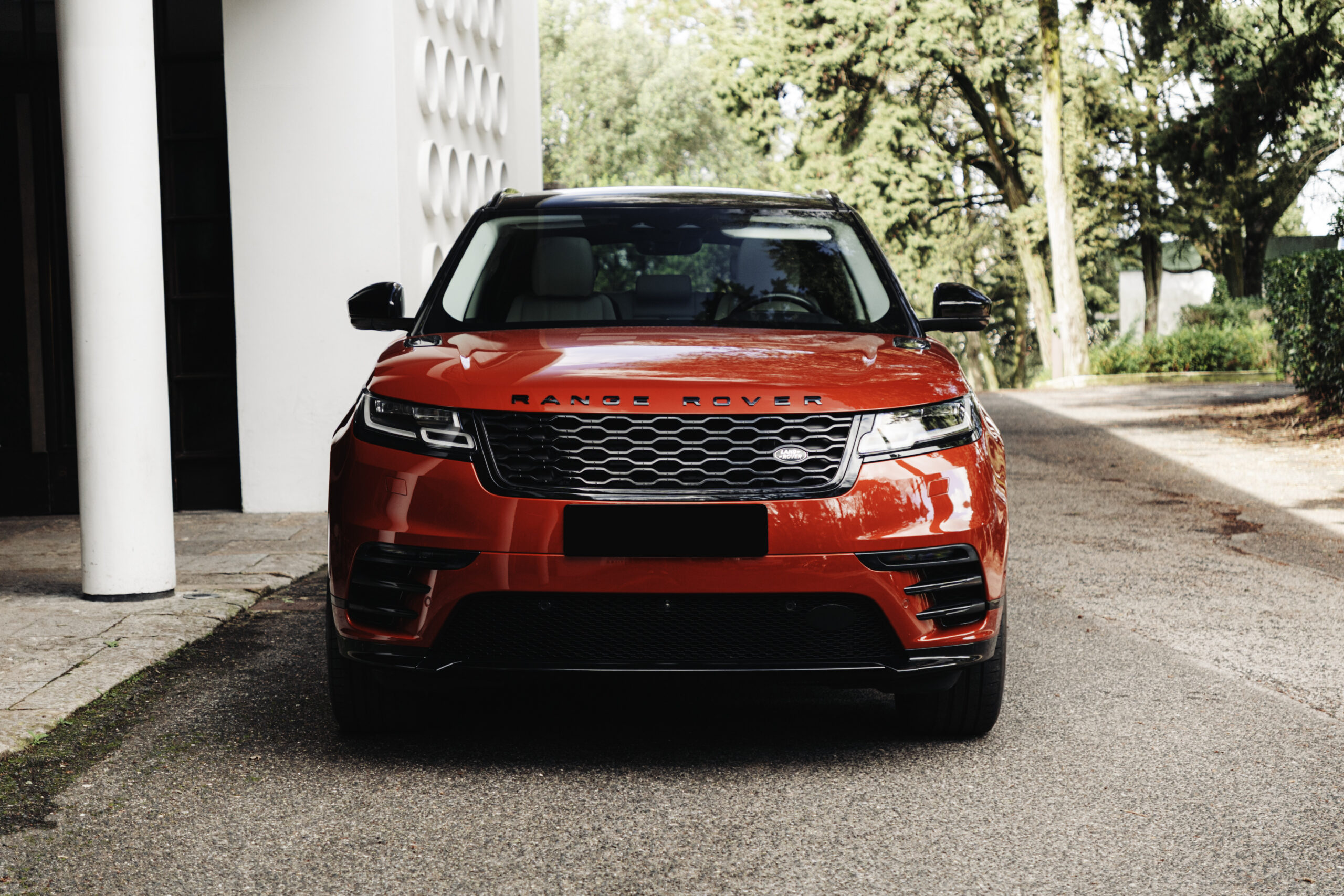 Land Rover Range Rover Velar 2.0 P400e AWD R-Dynamic