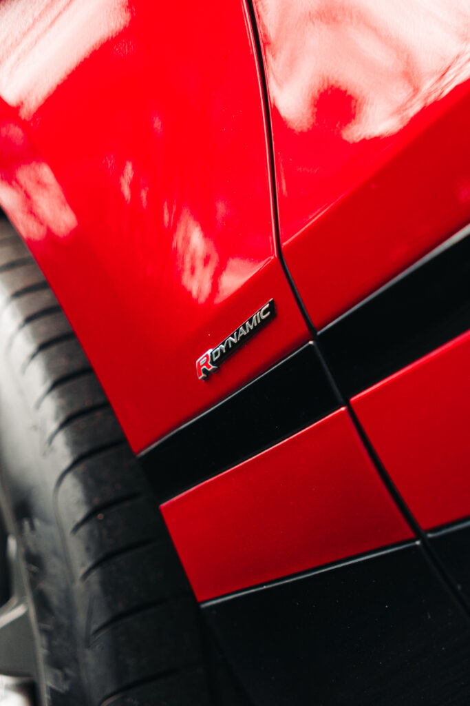 Land Rover Range Rover Velar 2.0 P400e AWD R-Dynamic