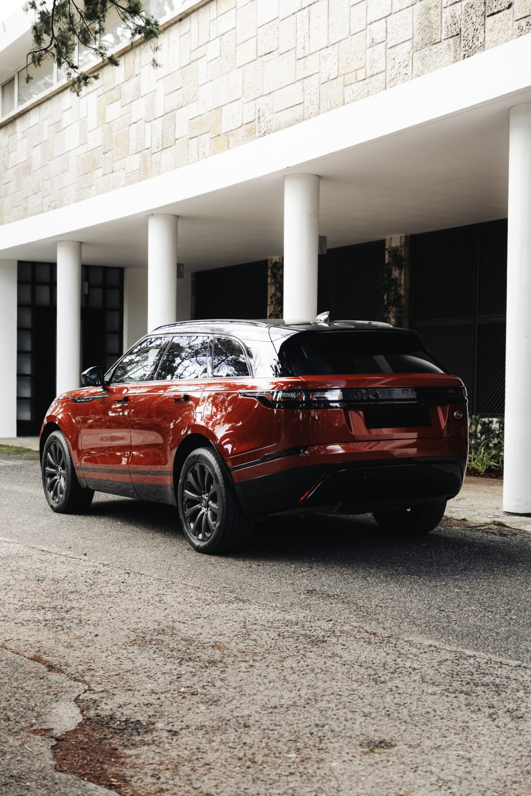 Land Rover Range Rover Velar 2.0 P400e AWD R-Dynamic