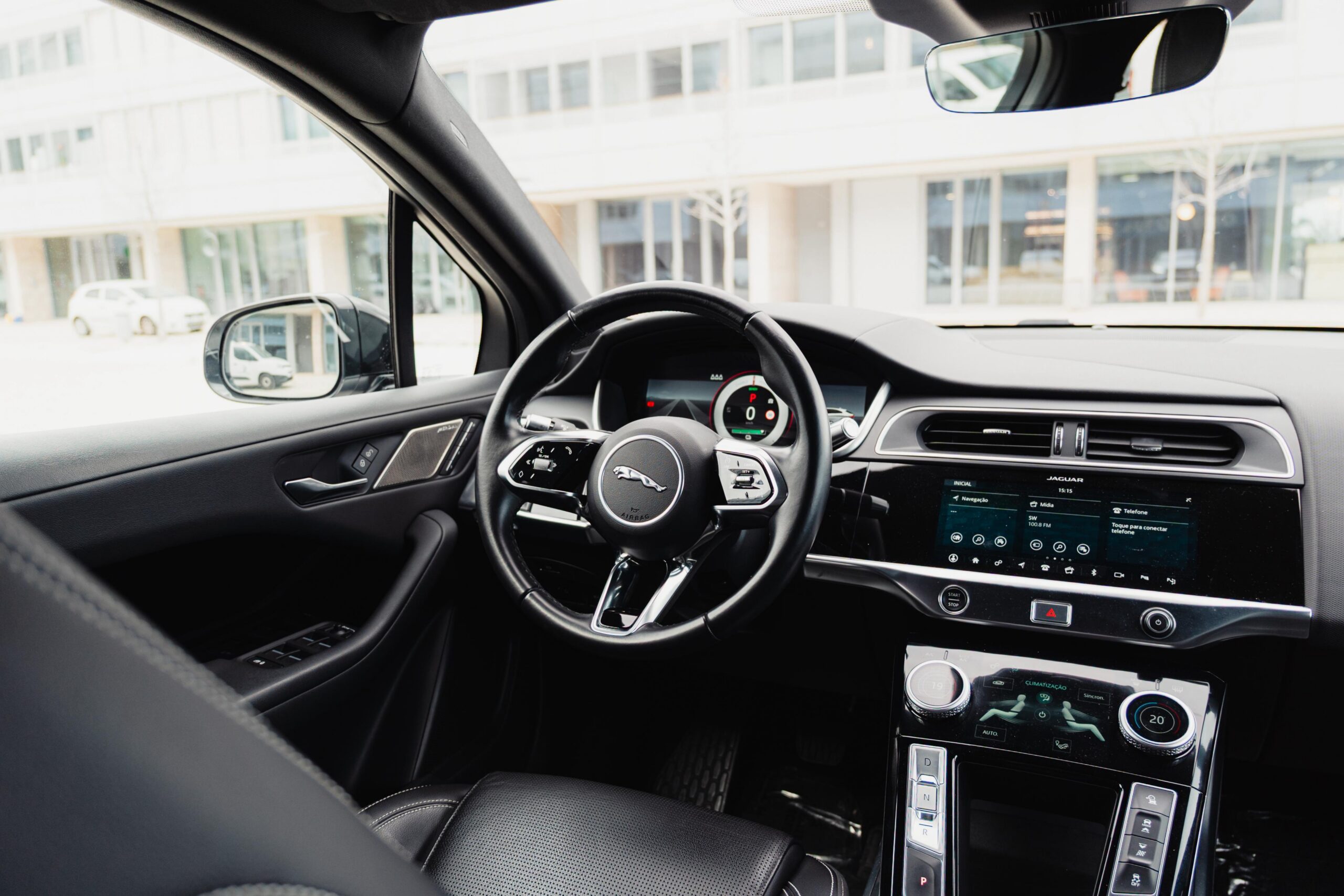 Jaguar I-Pace EV400 AWD R-DYNAMIC SE