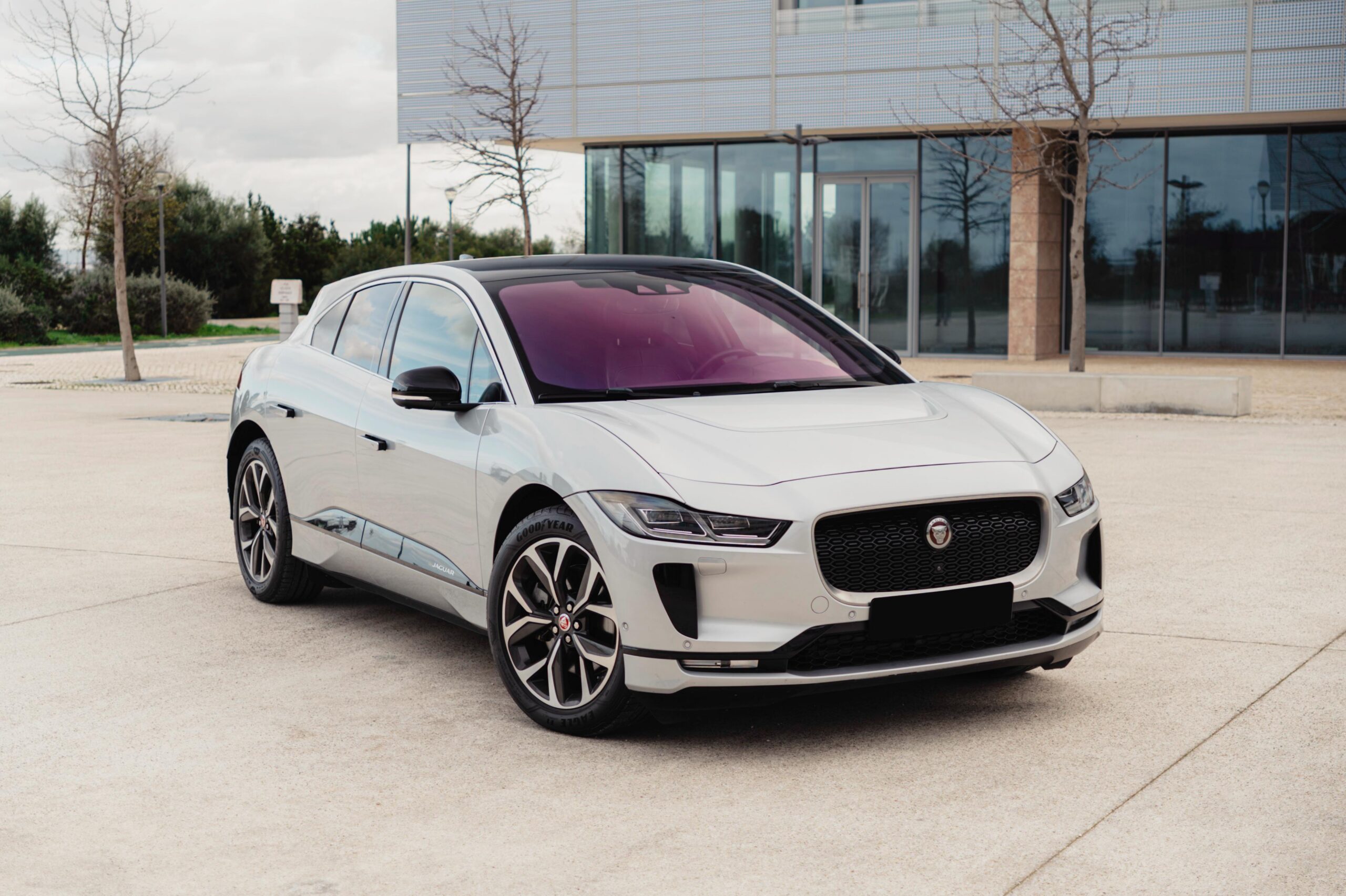 Jaguar I-Pace EV400 AWD R-DYNAMIC SE