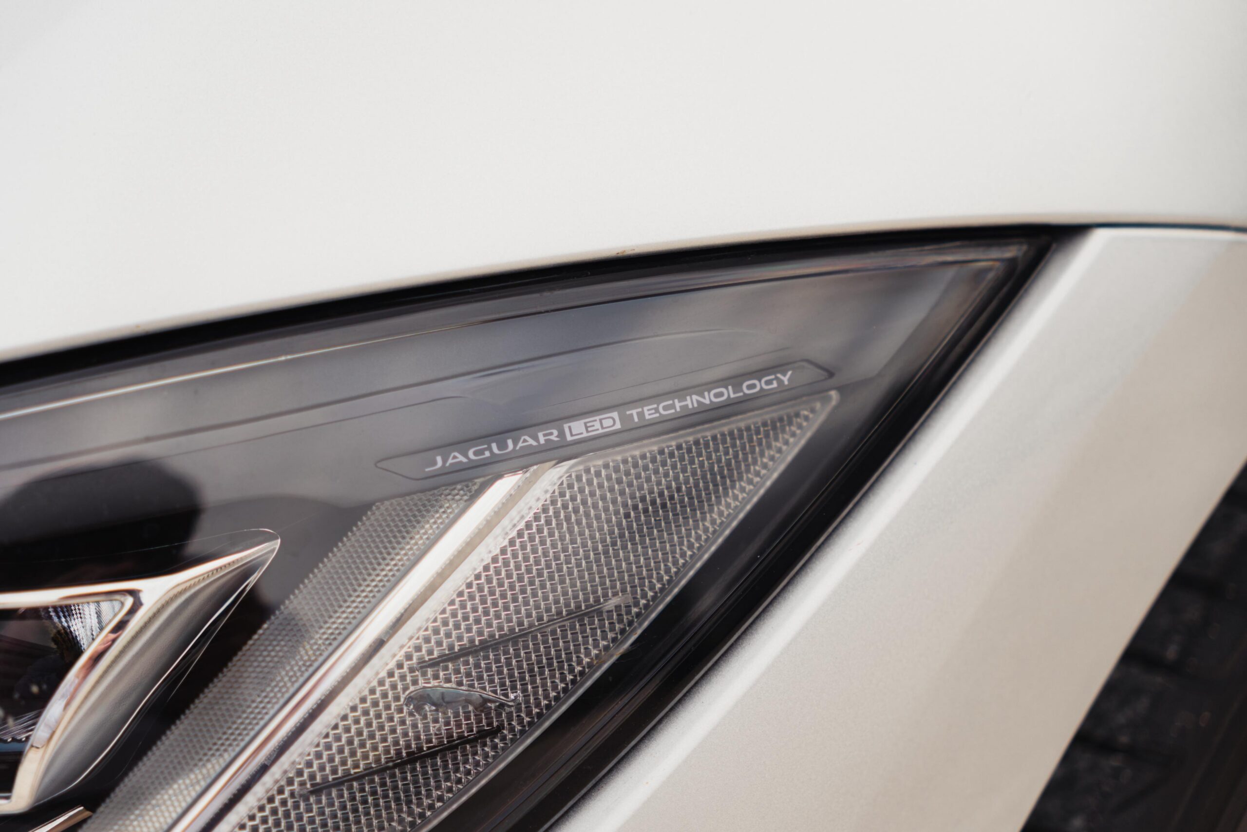 Jaguar I-Pace EV400 AWD R-DYNAMIC SE