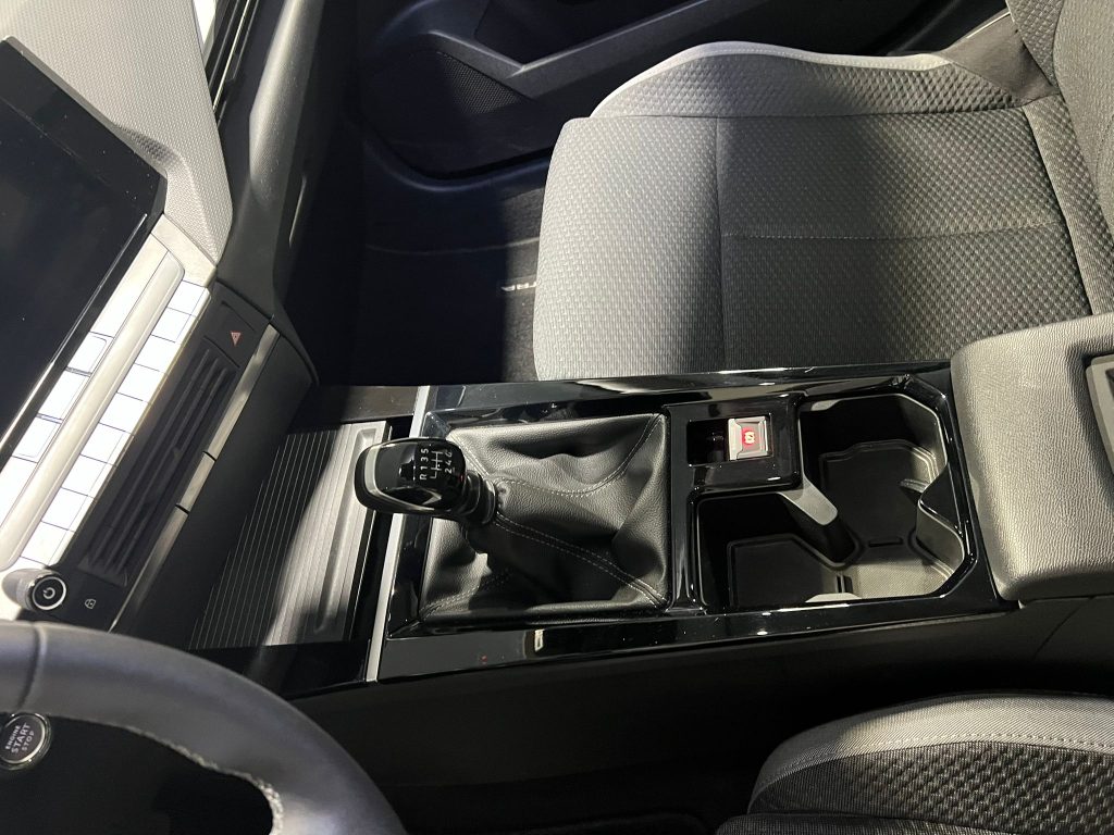 Opel Astra 1.2 T Edition (2024)