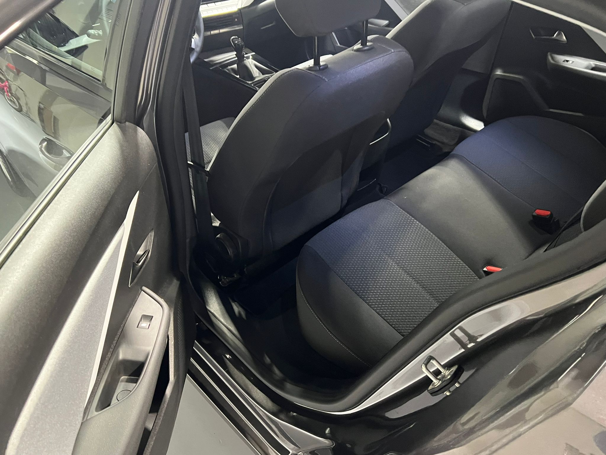 Opel Astra 1.2 T Edition (2024)