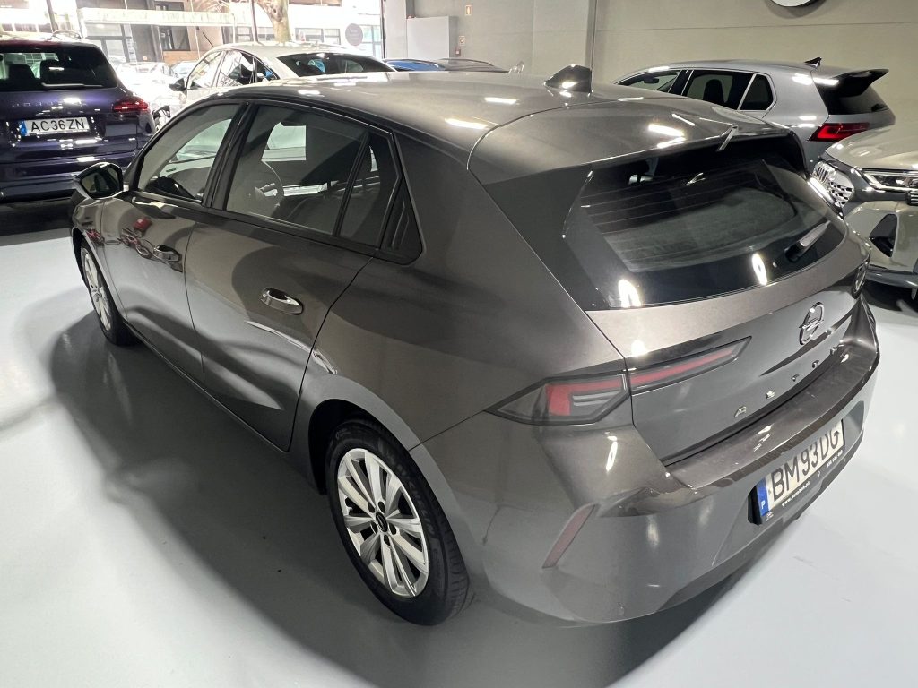 Opel Astra 1.2 T Edition (2024)