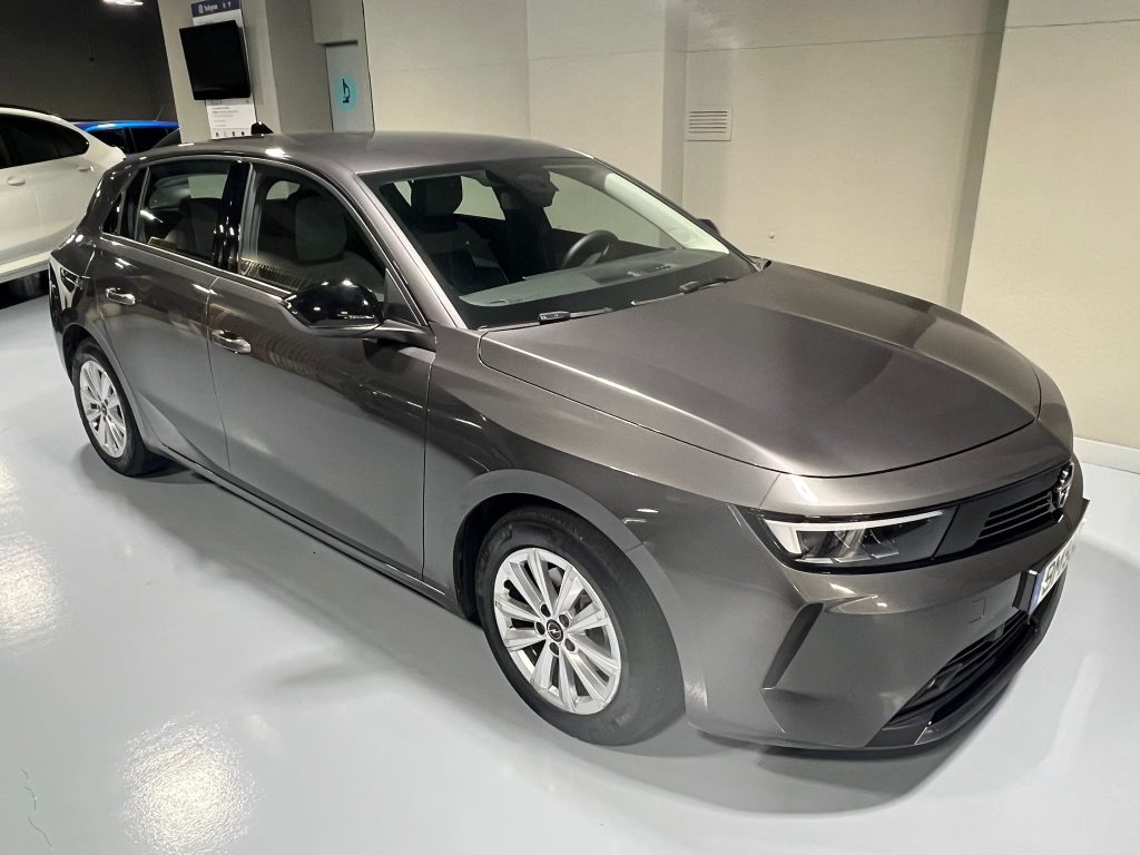 Opel Astra 1.2 T Edition (2024)