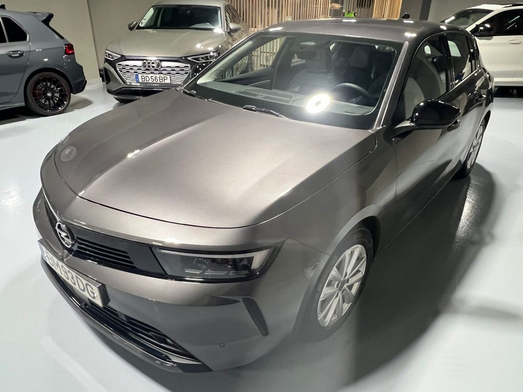 Opel Astra 1.2 T Edition (2024)