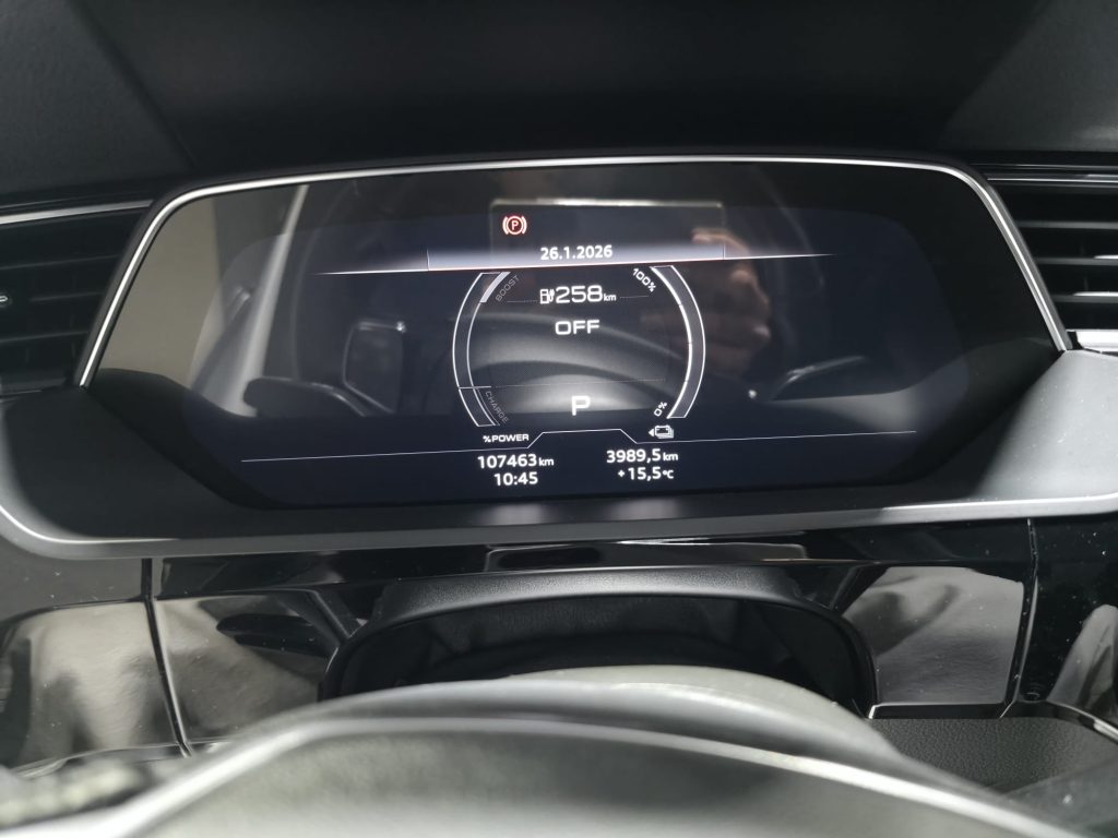 Audi e-Tron Sportback 55 quattro S line (2022)