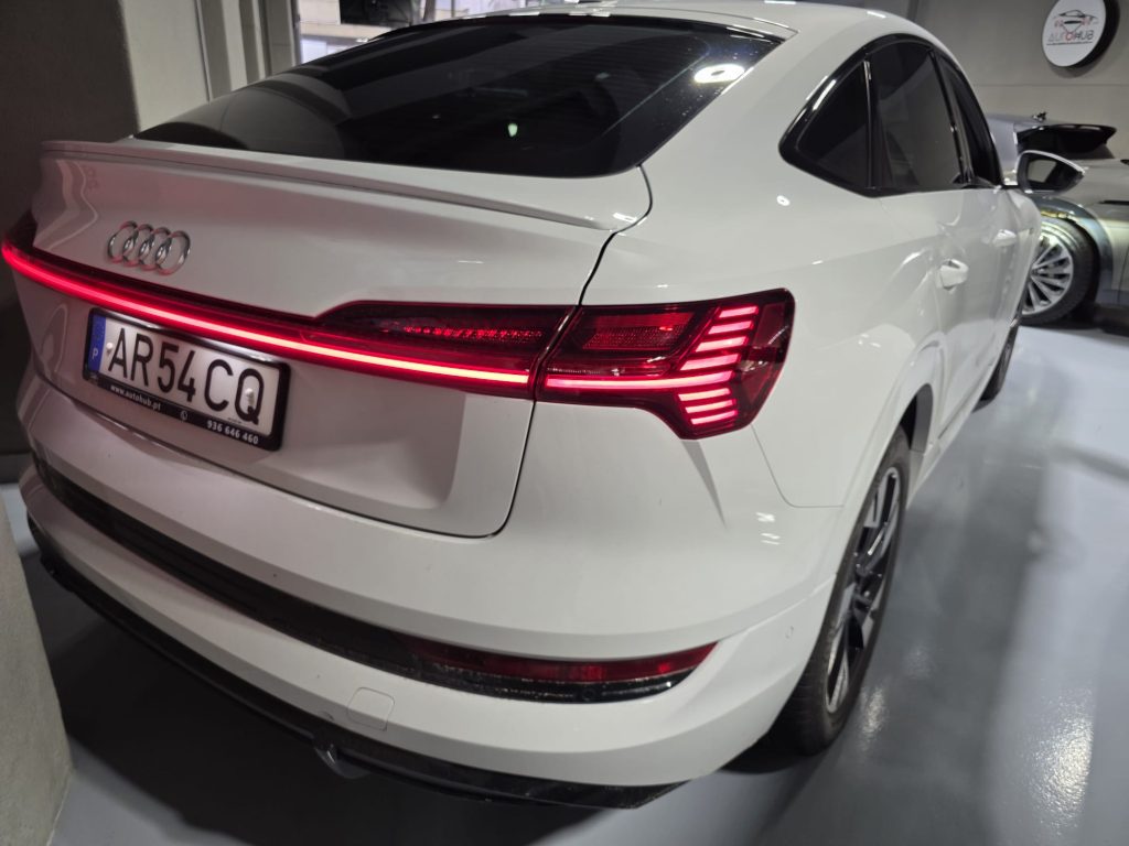 Audi e-Tron Sportback 55 quattro S line (2022)