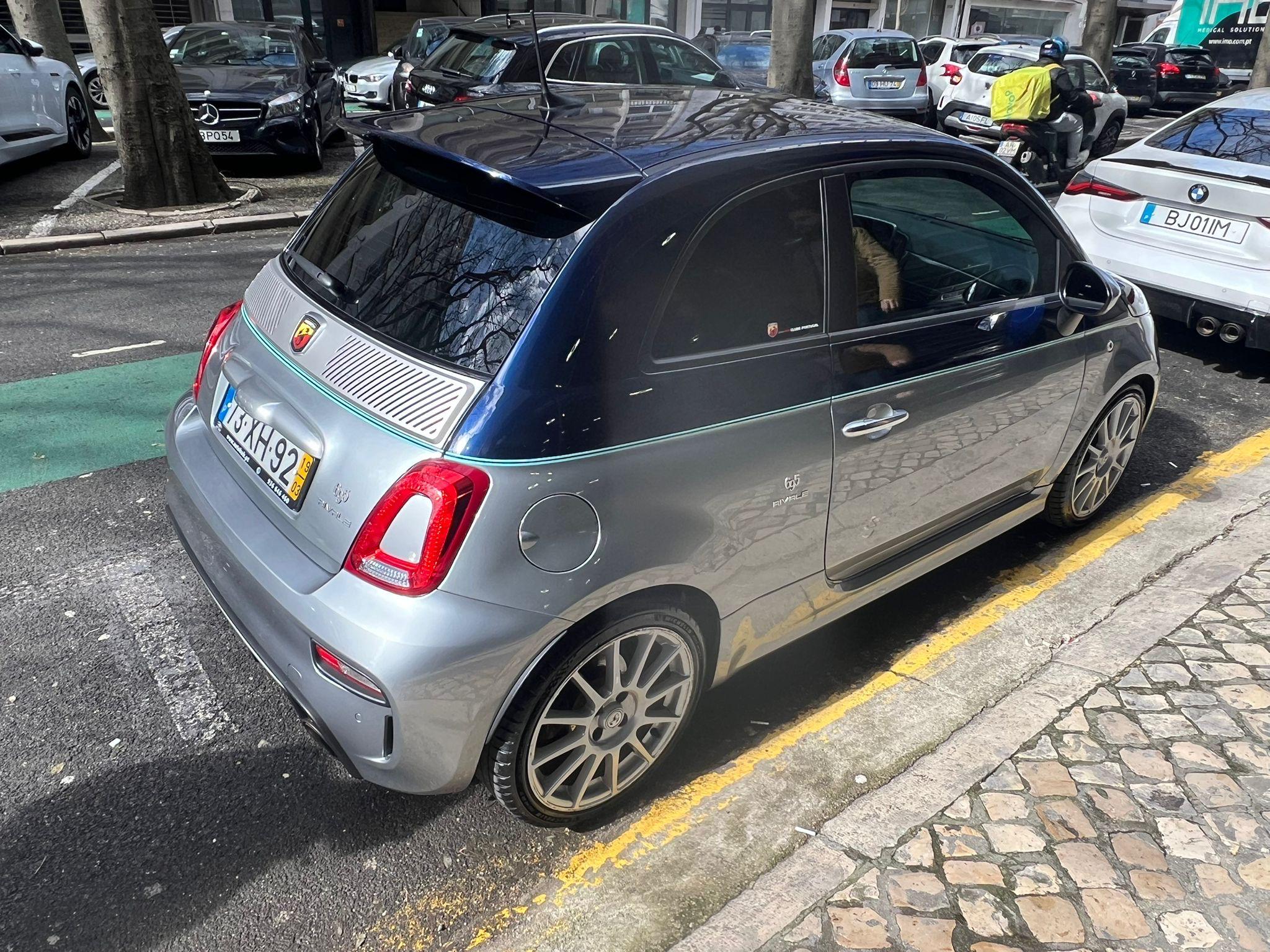 Abarth 695 1.4 T-Jet Rivale MTA