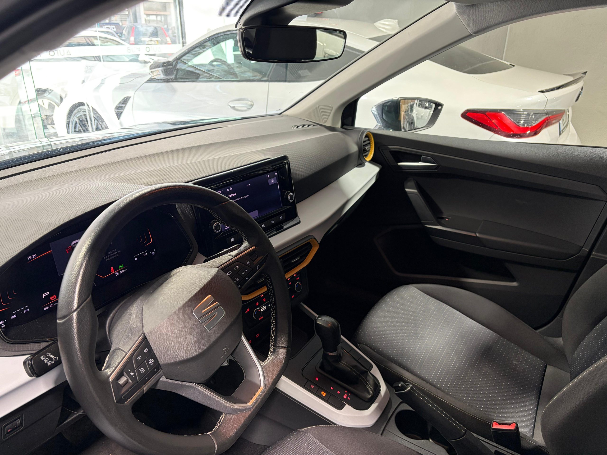 Seat Arona 2023 Automático Gasolina