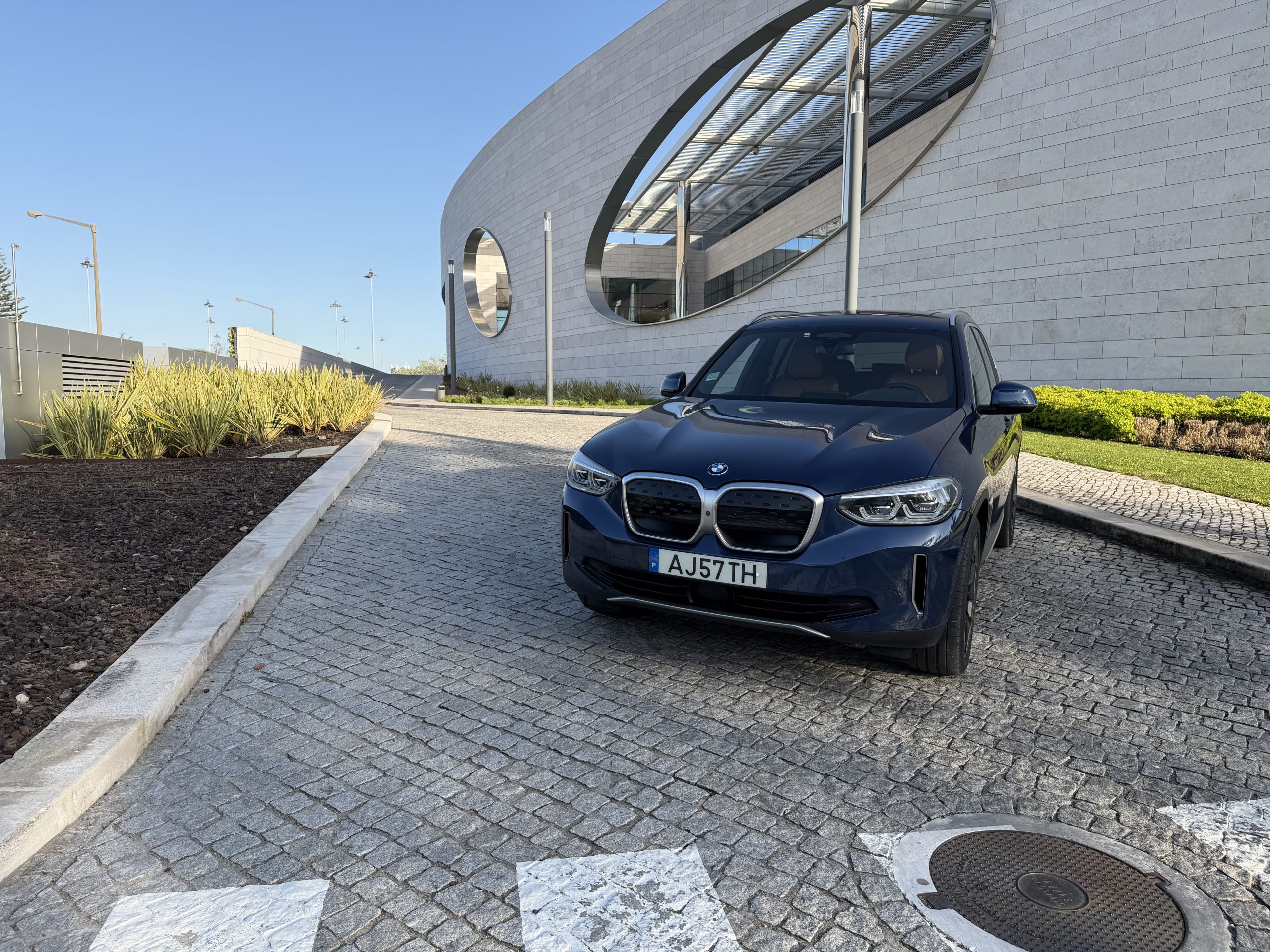 BMW IX3 Inspiring