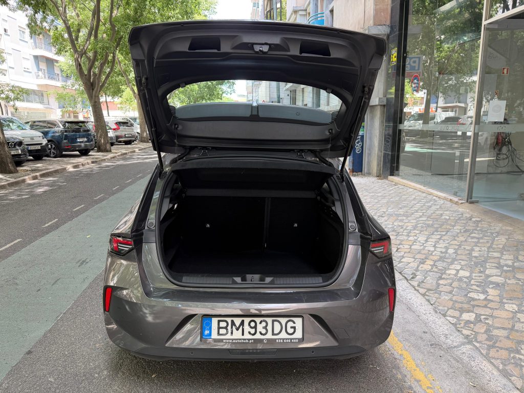 Opel Astra 1.2 T Edition (2024)