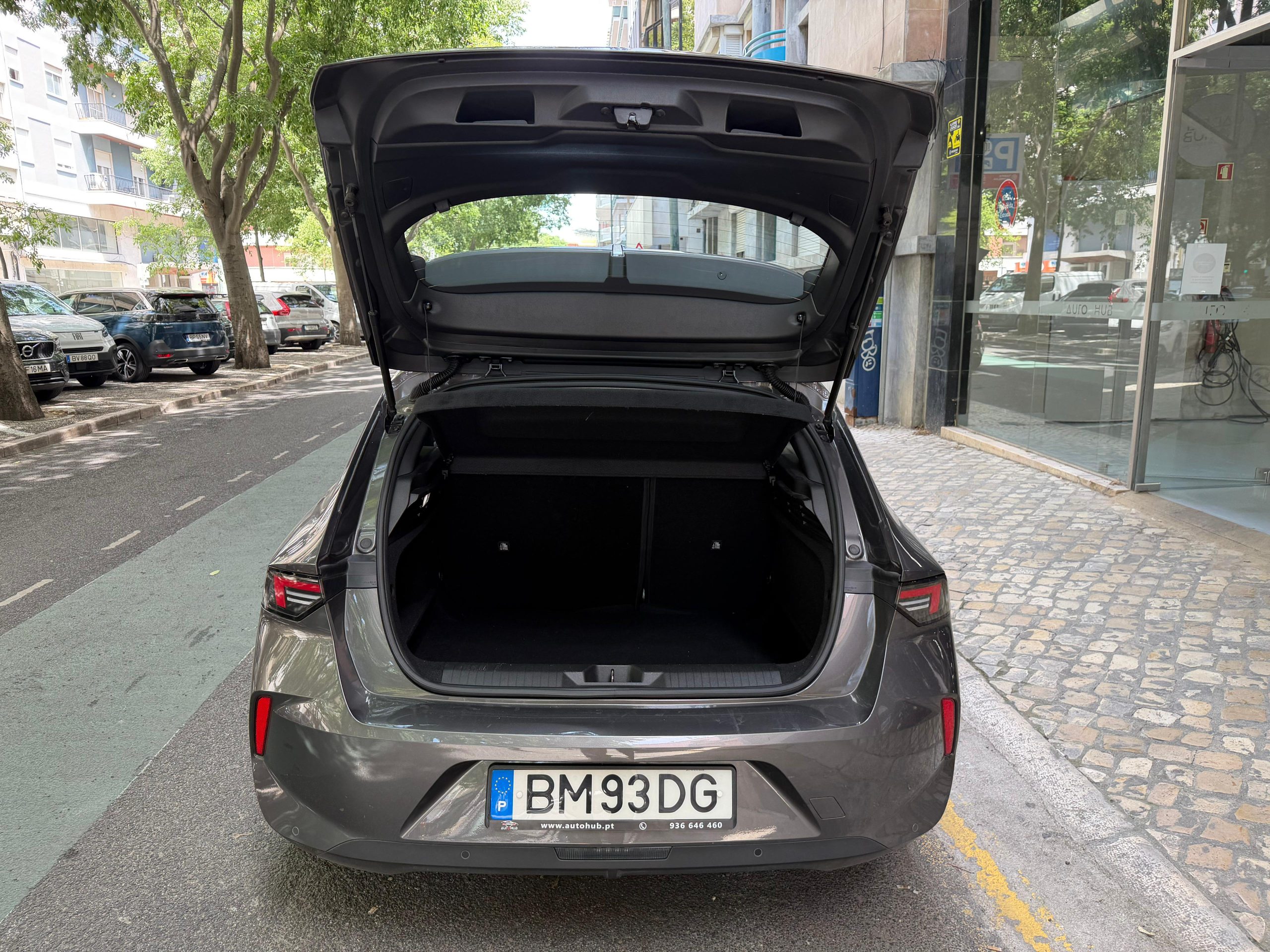 Opel Astra 1.2 T Edition (2024)