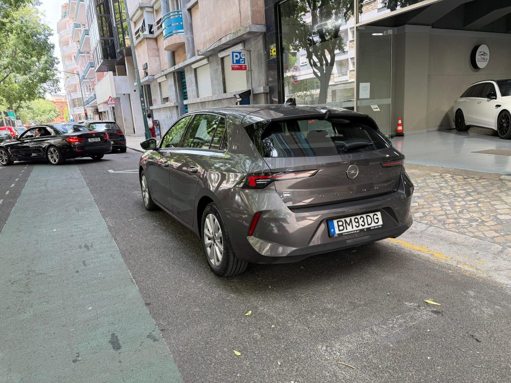 Opel Astra 1.2 T Edition (2024)
