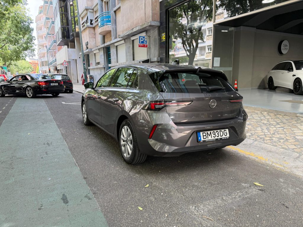 Opel Astra 1.2 T Edition (2024)