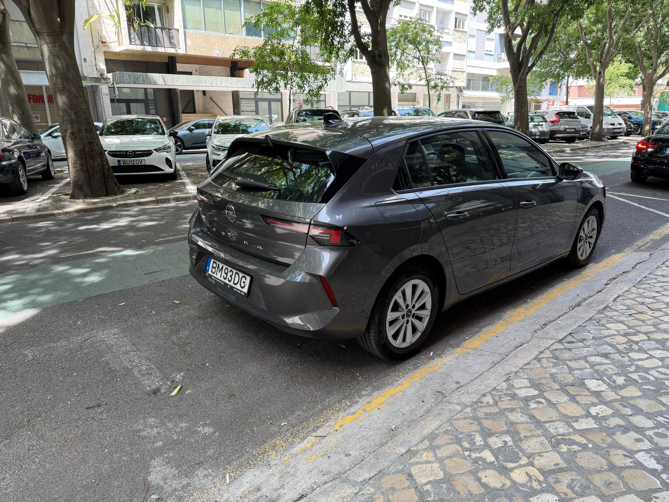 Opel Astra 1.2 T Edition (2024)