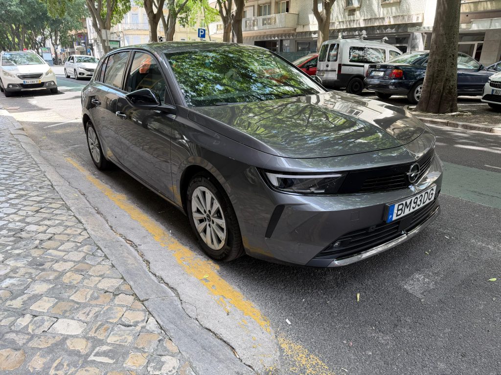 Opel Astra 1.2 T Edition (2024)