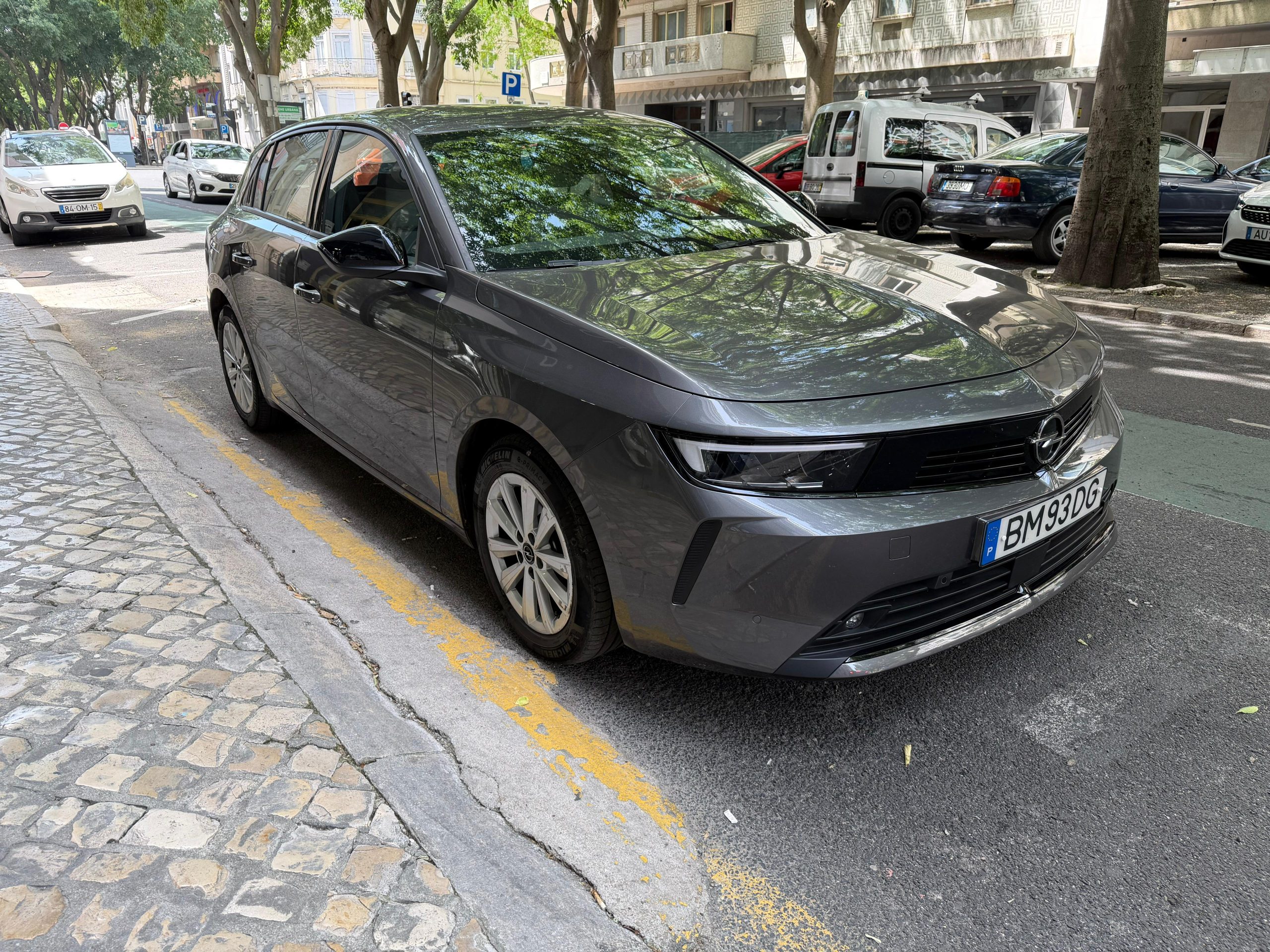 Opel Astra 1.2 T Edition (2024)