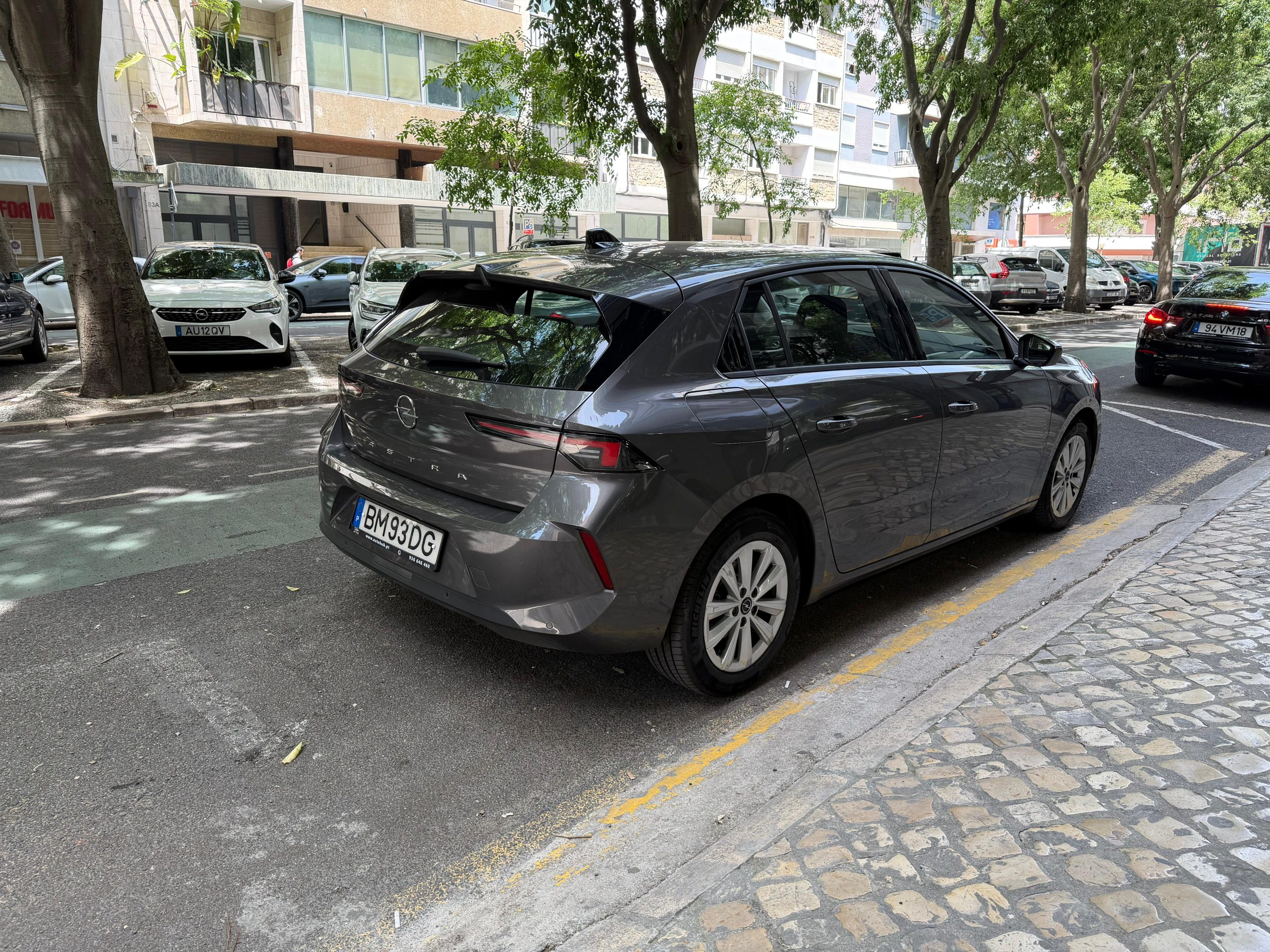 Opel Astra 1.2 T Edition (2024)