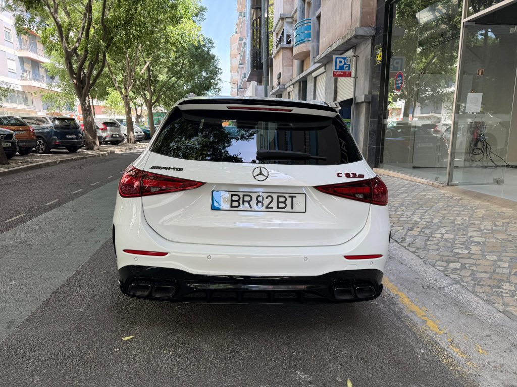 MERCEDES-BENZ C63S E-Performance