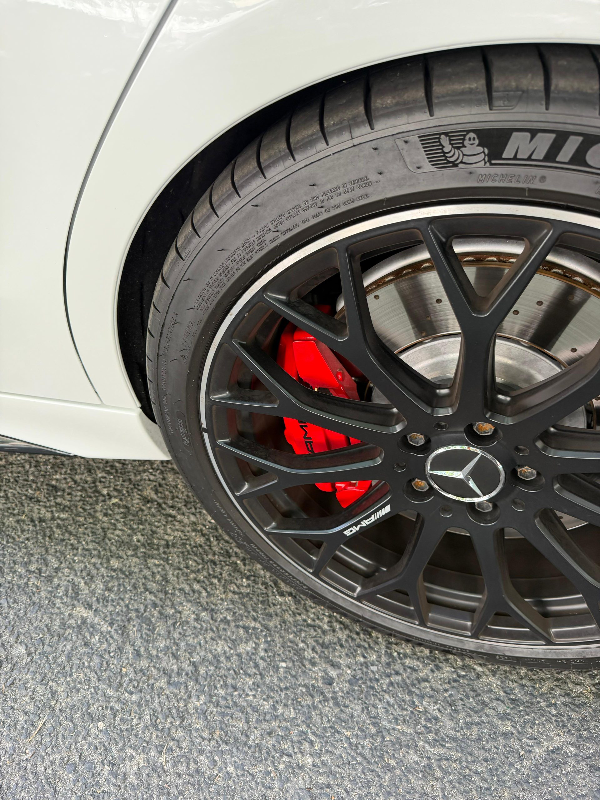 MERCEDES-BENZ C63S E-Performance
