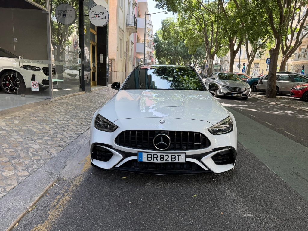 MERCEDES-BENZ C63S E-Performance