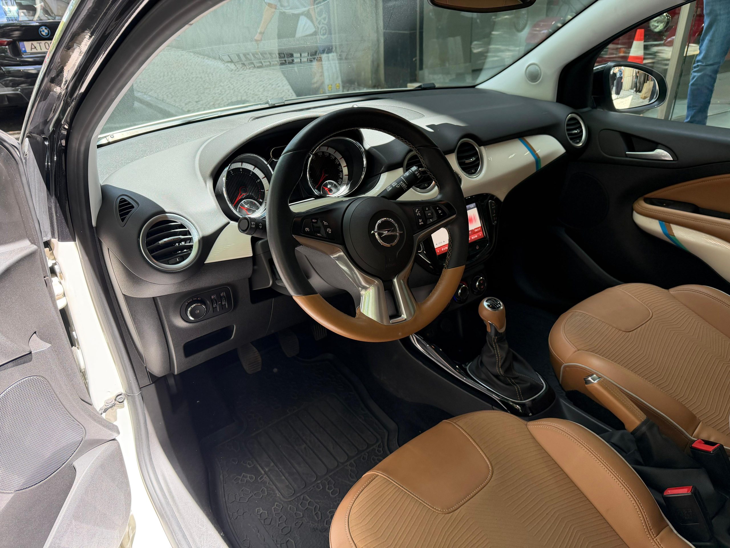 Opel Adam