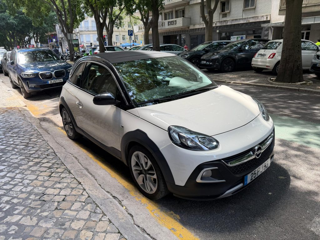 Opel Adam