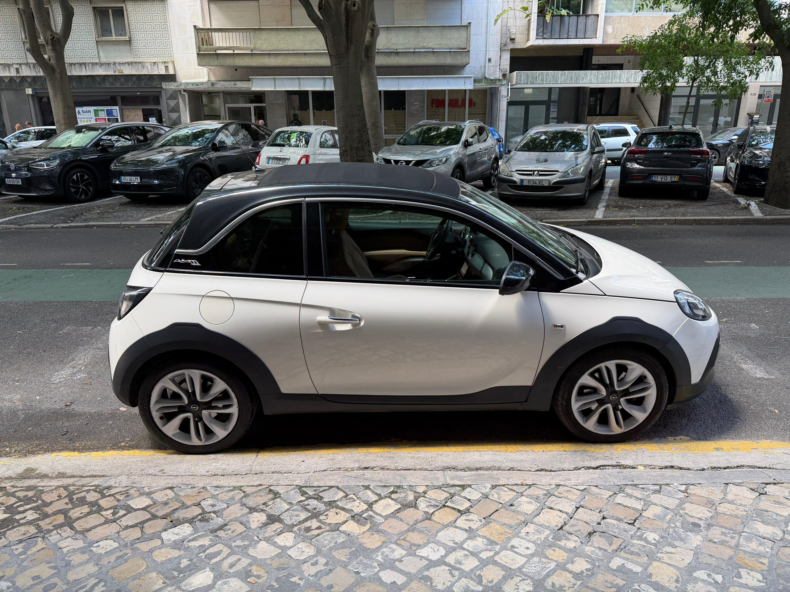 Opel Adam