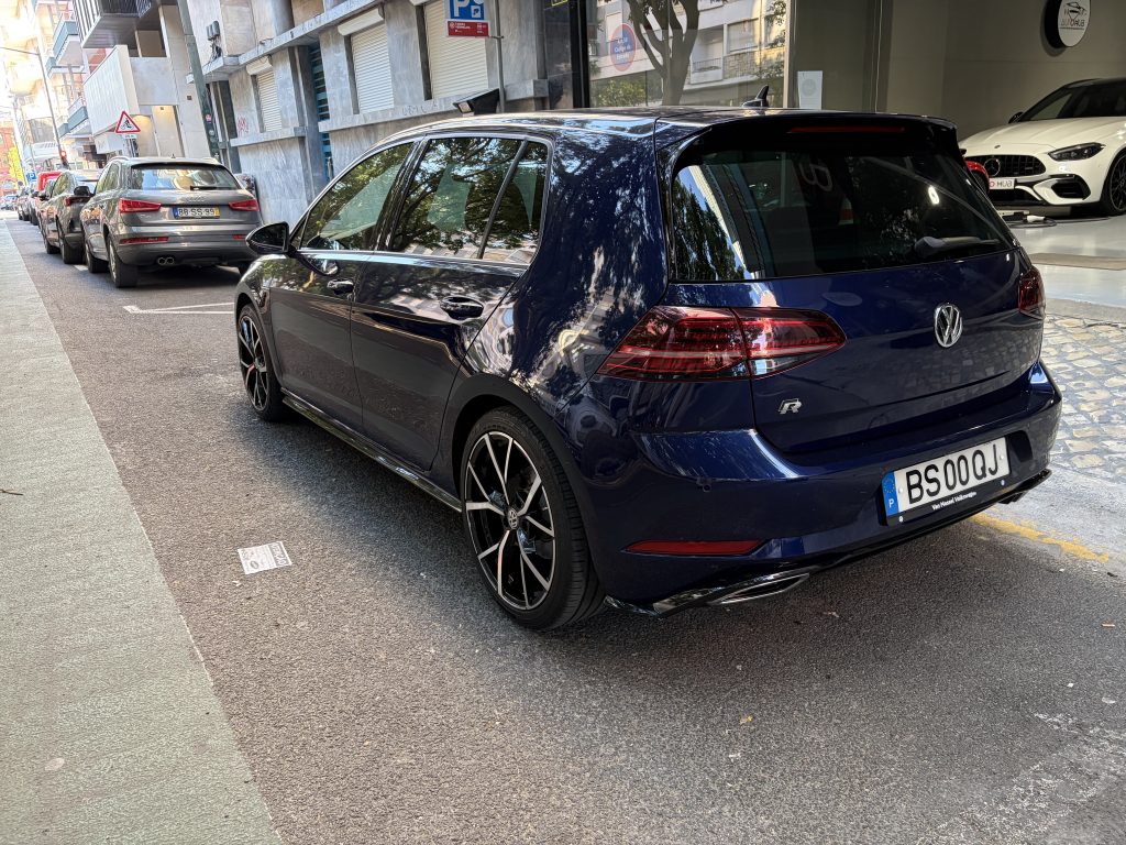 VW Golf 1.5 TSI R-Line DSG 2020