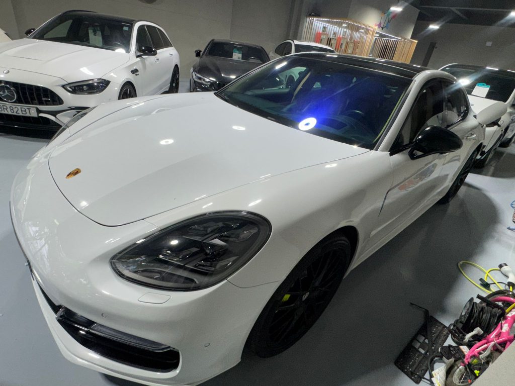 PORSCHE PANAMERA 4 E-HYBRID PLATINIUM EDITION 2022