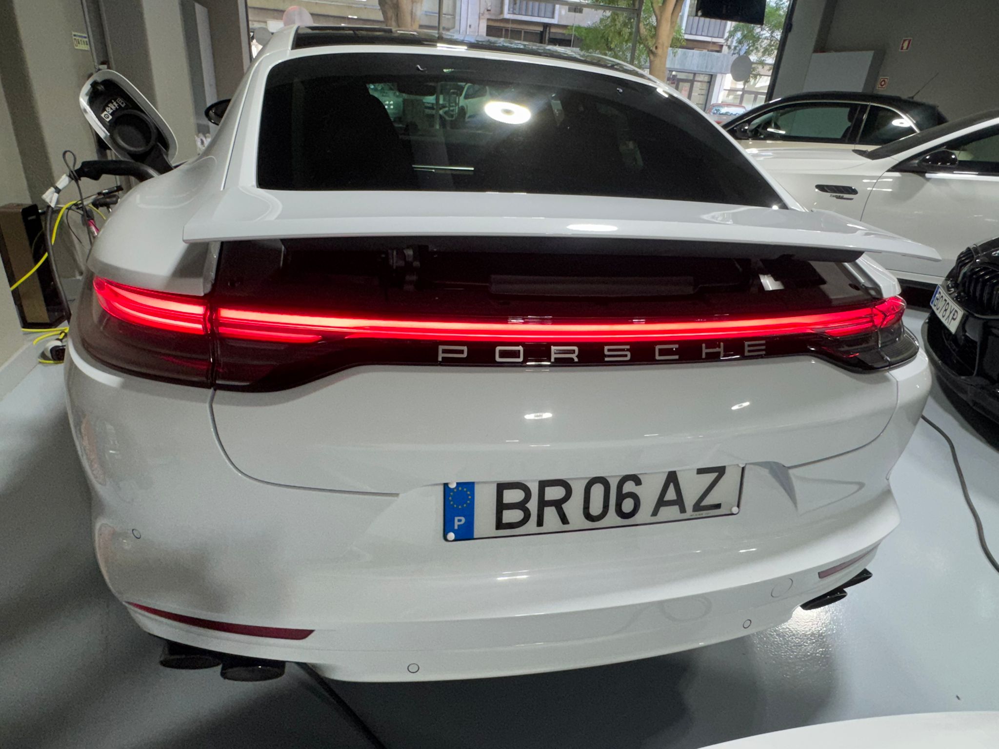 PORSCHE PANAMERA 4 E-HYBRID PLATINIUM EDITION 2022