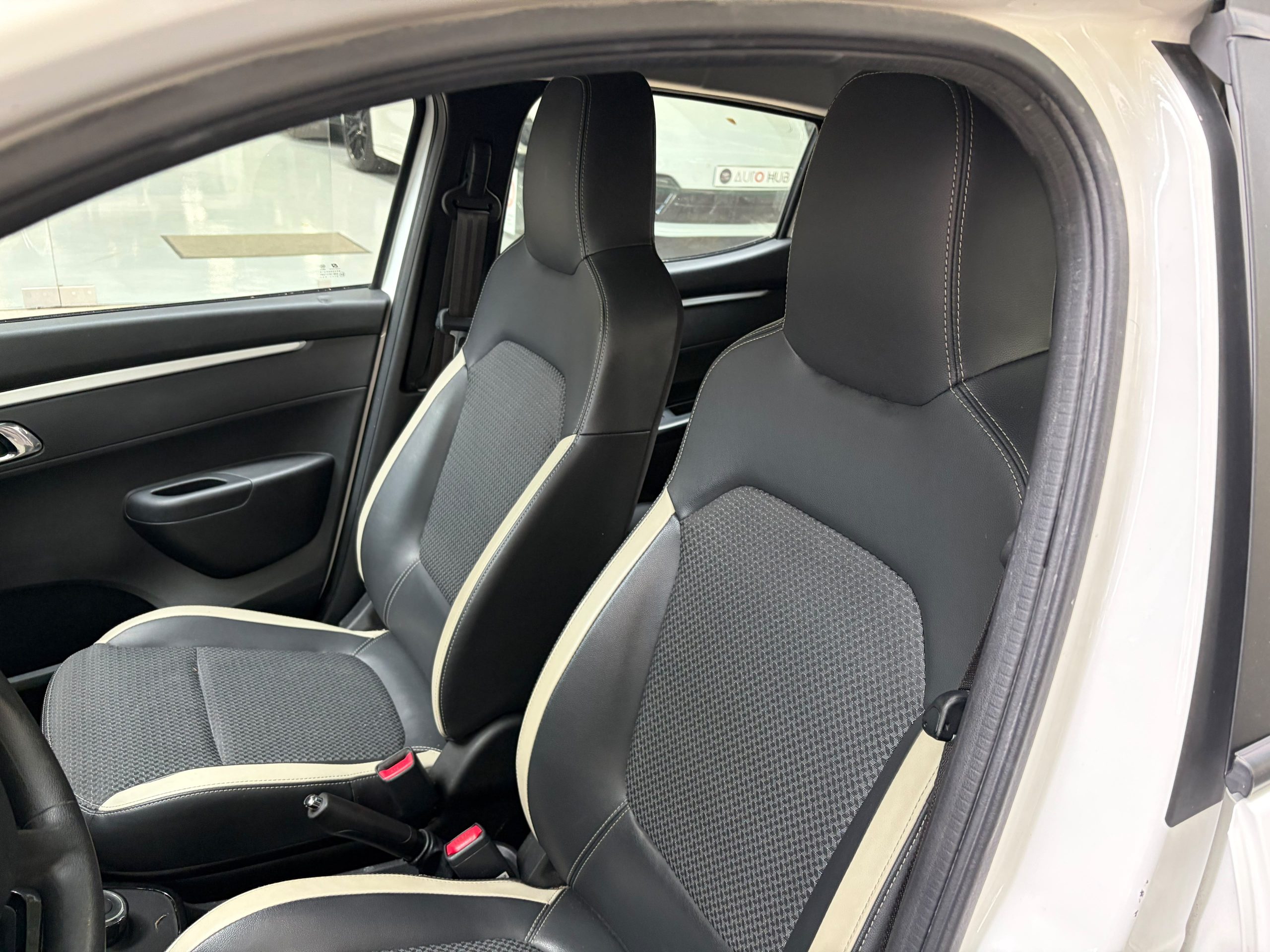 Dacia Spring 2023