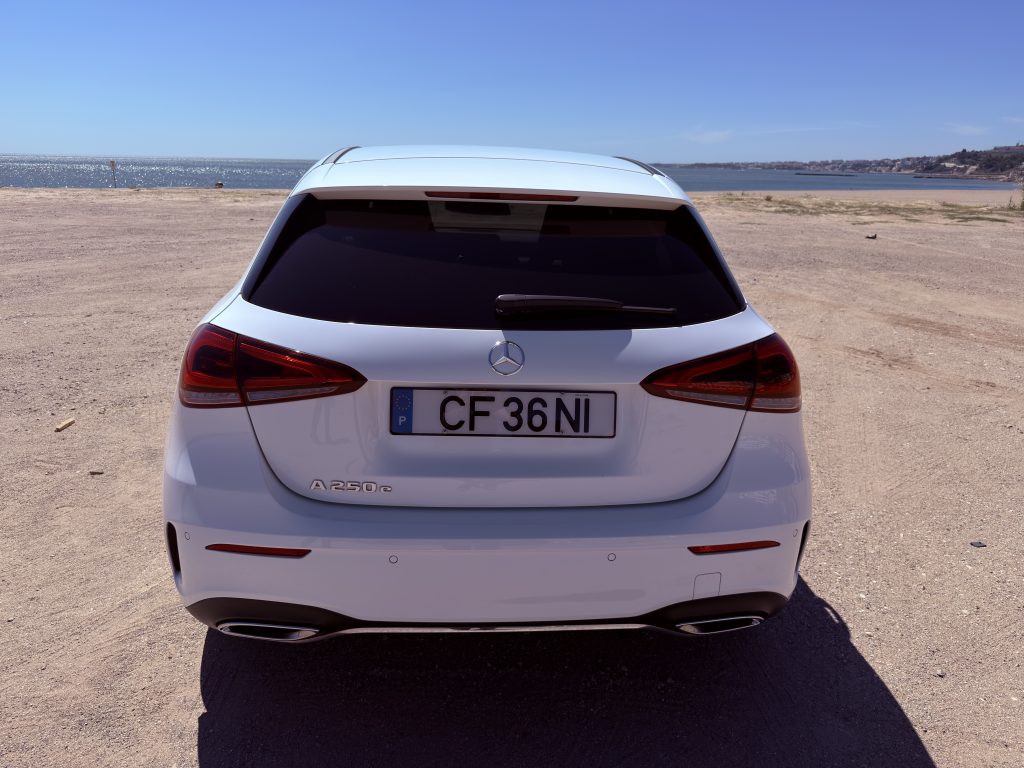 Mercedes-Benz A 250e AMG Line 2022