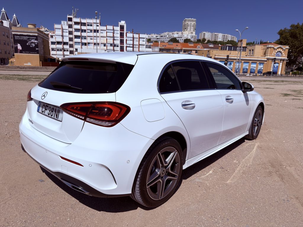 Mercedes-Benz A 250e AMG Line 2022