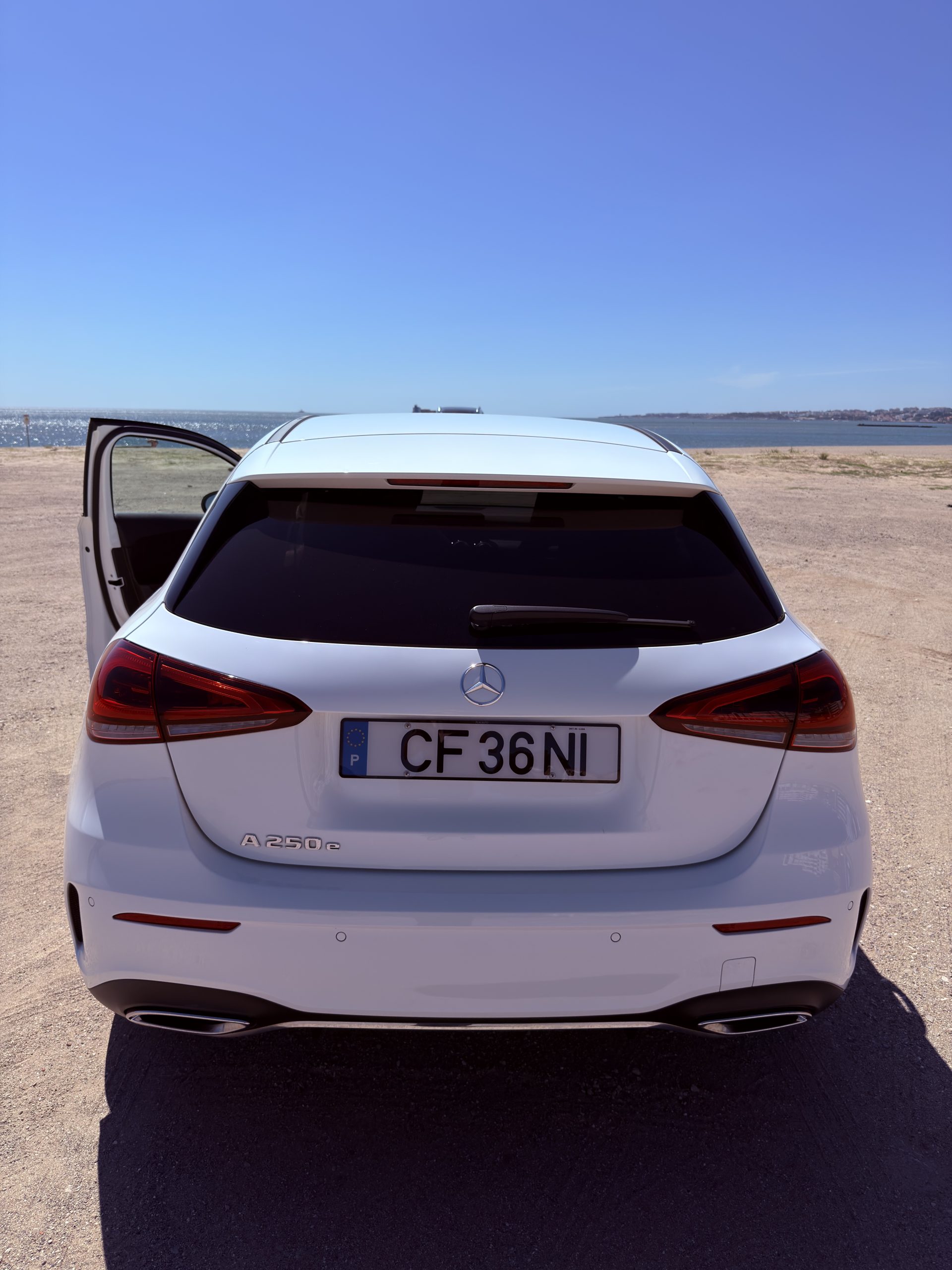 Mercedes-Benz A 250e AMG Line 2022