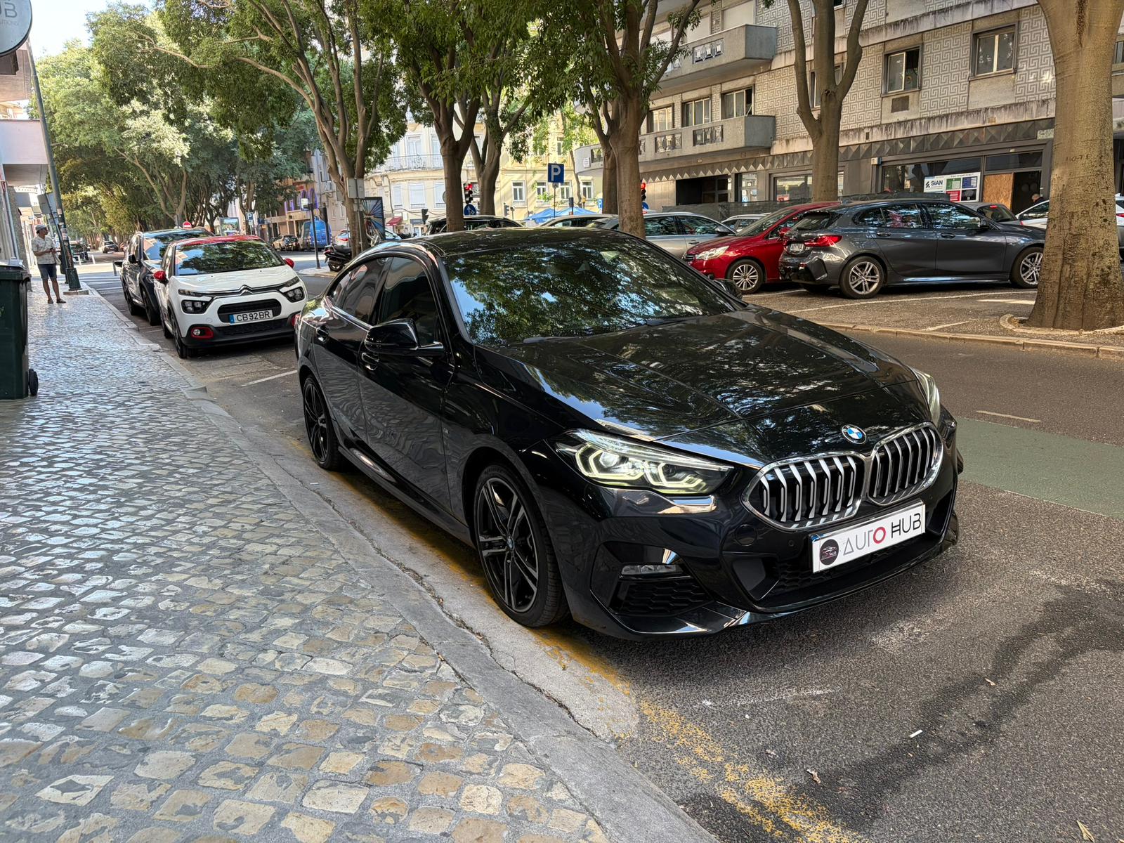 BMW 220 d Auto Hub