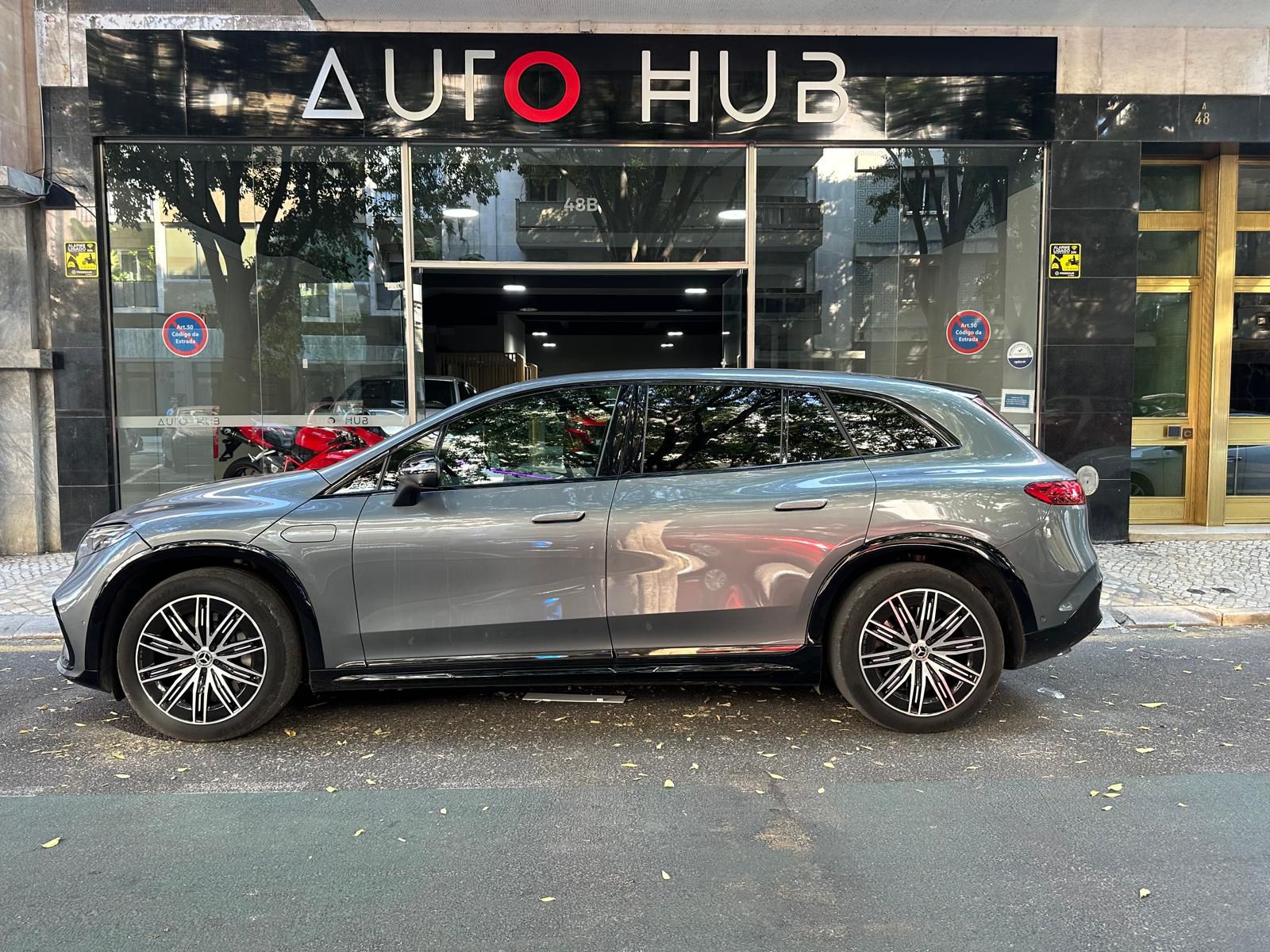 Mercedes EQS 450+ SUV 2023